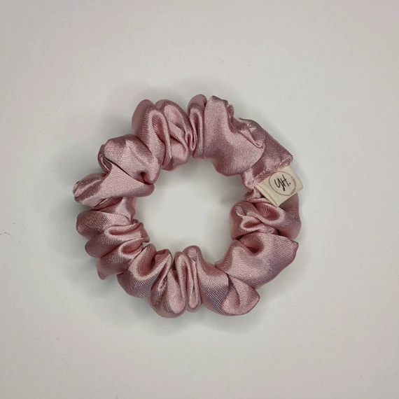 Púder szatén scrunchie - Mini